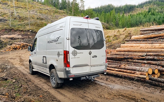 Innova Roadtrip 595L / Mercedes 190HK 4x4 / Demobil / Førerkort kl B / Solcelle/ Be om unik pris 5 of 30