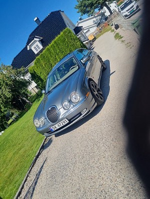 Jaguar S-TYPE 10 of 13