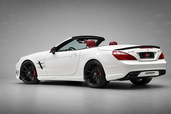 Mercedes-Benz SL63 9 of 14