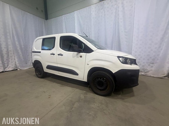 Peugeot Partner 2 of 19