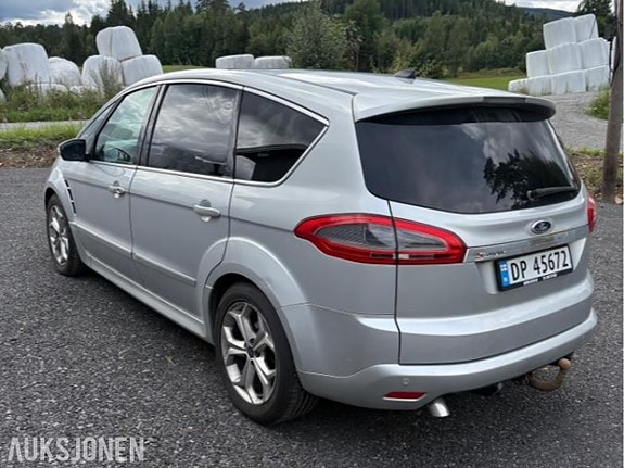 Ford S-MAX 5 of 5