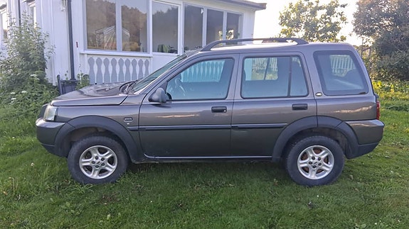 Land Rover Freelander 3 of 5