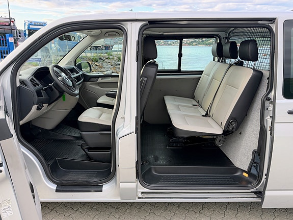 Volkswagen Transporter 7 of 10