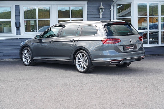 Volkswagen Passat 7 of 21