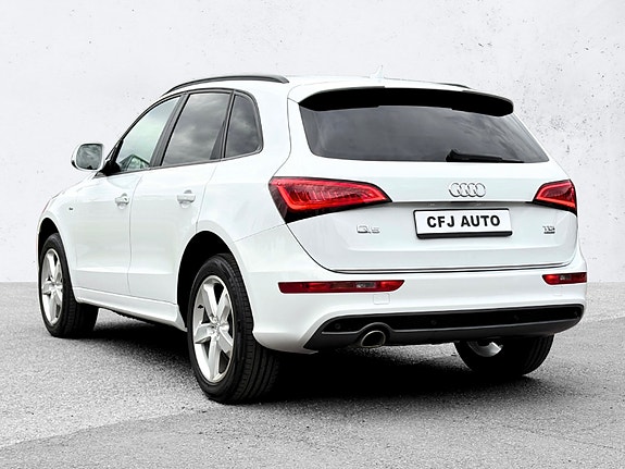 Audi Q5 10 of 30