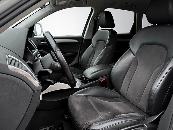 Audi Q5 18 of 30