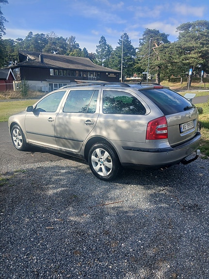 Skoda Octavia 6 of 10