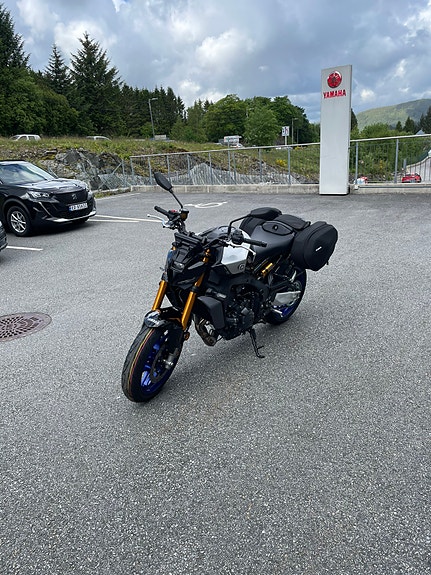 Yamaha MT-09 SP 7 of 8