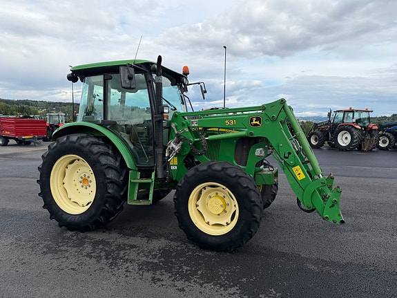 John Deere 5720 24 of 30