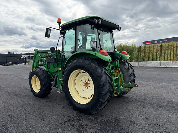John Deere 5720 10 of 30