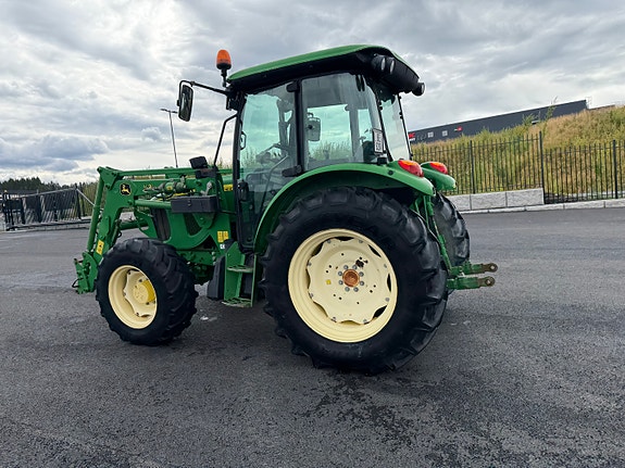 John Deere 5720 9 of 30