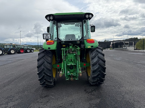 John Deere 5720 14 of 30