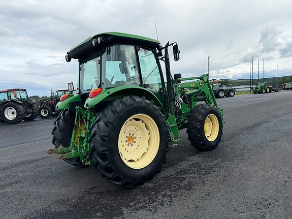 John Deere 5720 18 of 30