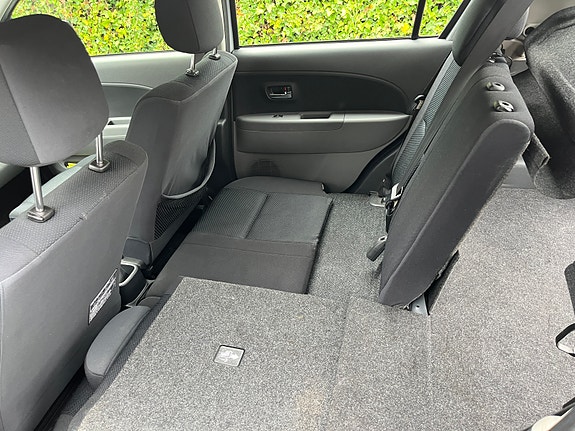 Subaru Justy 30 of 30