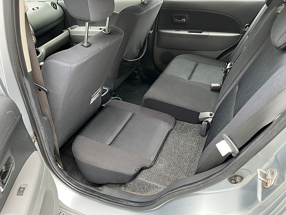 Subaru Justy 28 of 30