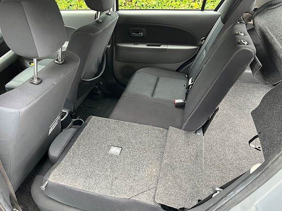 Subaru Justy 29 of 30