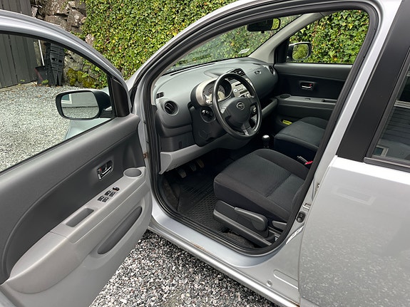 Subaru Justy 17 of 30