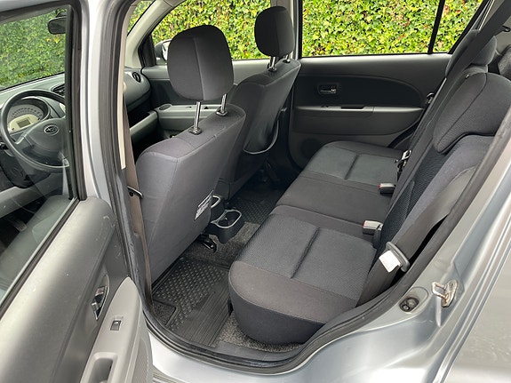 Subaru Justy 25 of 30