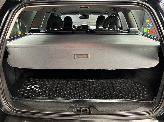 Volvo V70 16 of 30