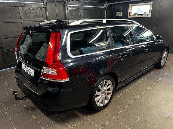 Volvo V70 6 of 30