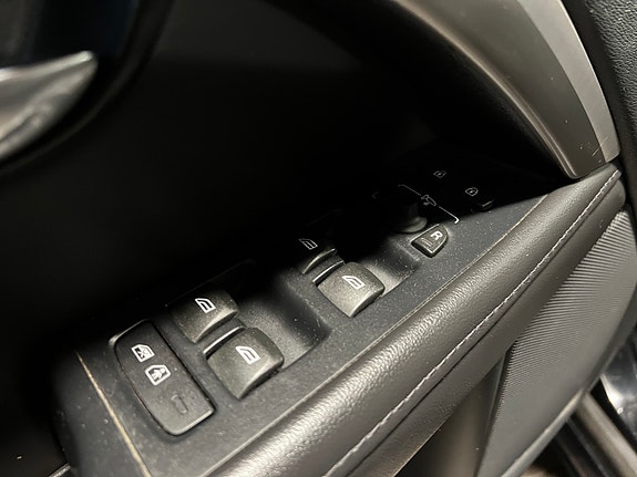 Volvo V70 23 of 30