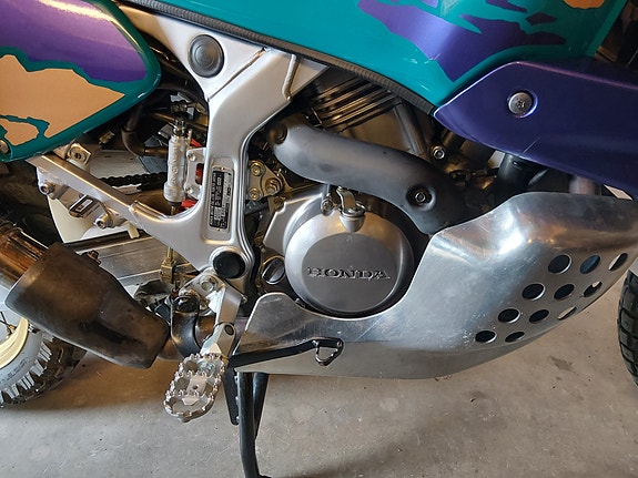 Honda XRV 750 Africa Twin 12 of 15