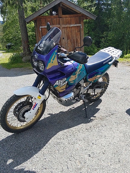 Honda XRV 750 Africa Twin 3 of 15