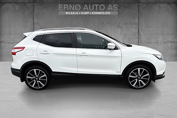 Nissan Qashqai 2 of 5