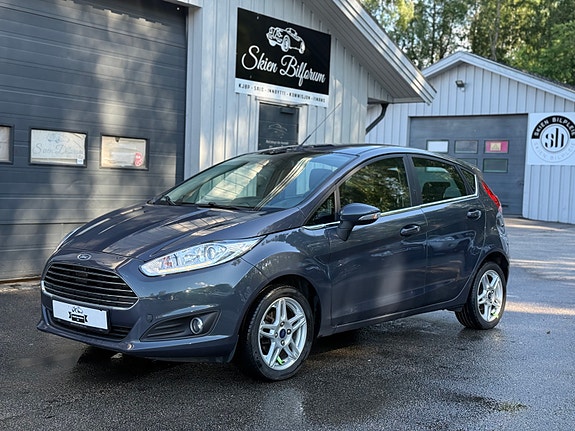 Ford Fiesta 3 of 5