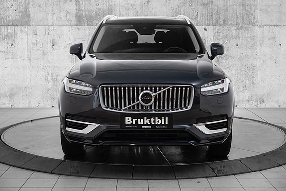 Volvo XC90 4 of 5