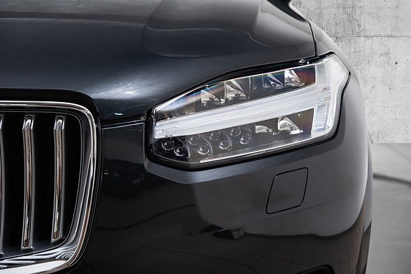 Volvo XC90 5 of 5