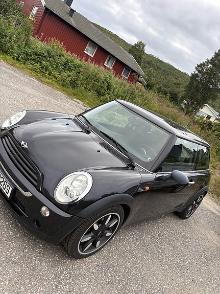 MINI One 6 of 9