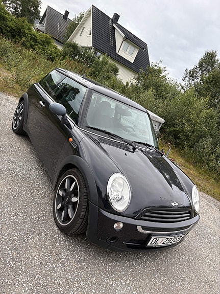 MINI One 5 of 5