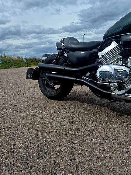 Honda VF 750 C Magna 4 of 12