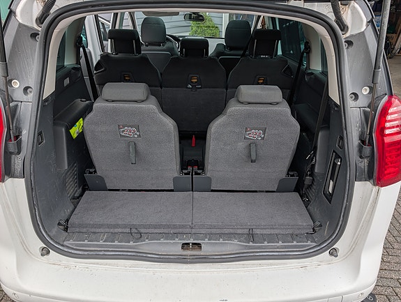 Peugeot 5008 17 of 17
