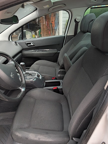 Peugeot 5008 11 of 17