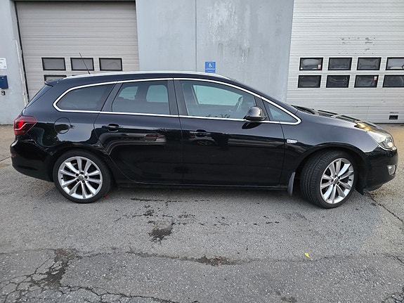 Opel Astra 4 of 5