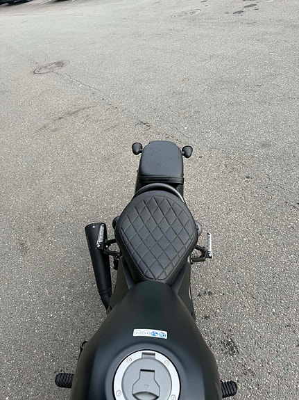 Honda CMX 500 Rebel 10 of 11