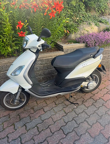 Piaggio Fly 50 3 of 3