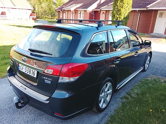 Subaru Legacy 2 of 30