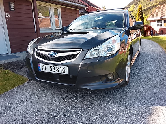 Subaru Legacy 25 of 30