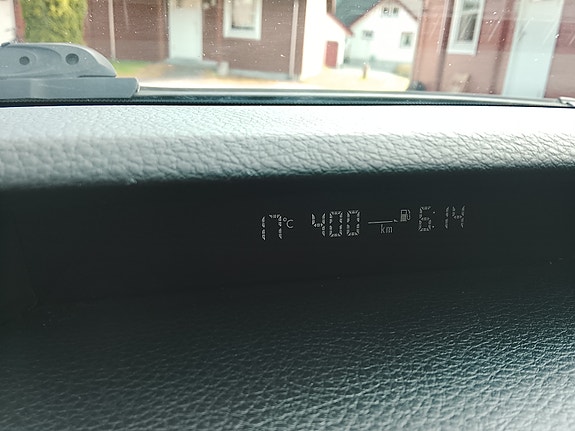 Subaru Legacy 13 of 30
