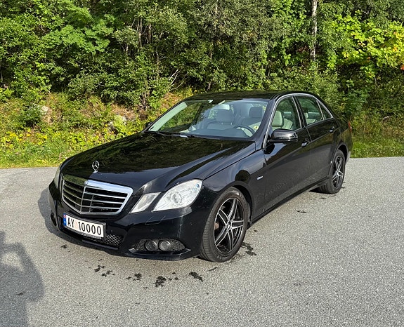 Mercedes-Benz E220 d 2 of 18