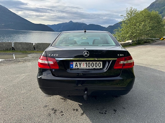Mercedes-Benz E220 d 5 of 18