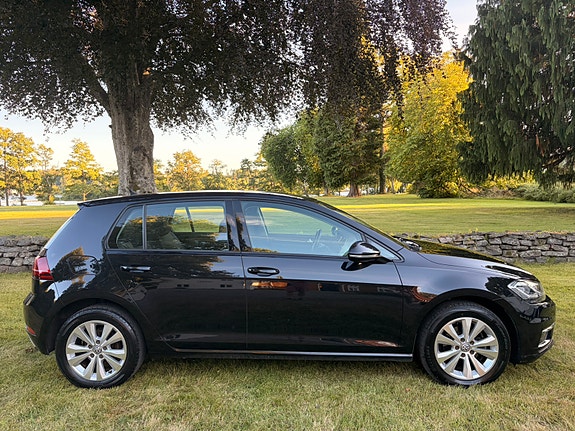 Volkswagen Golf VII 4 of 5