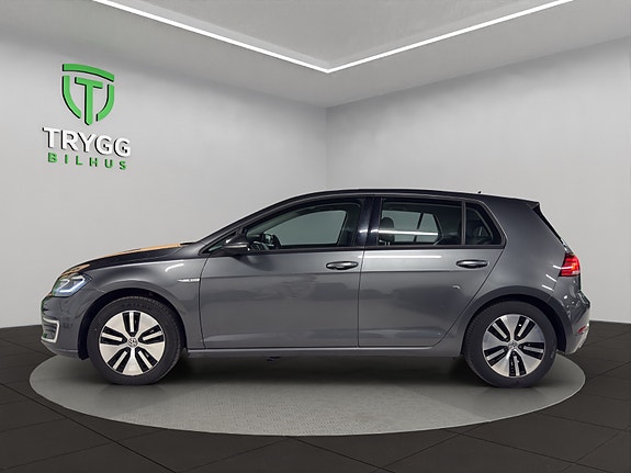 Volkswagen e-Golf VII 2 of 5