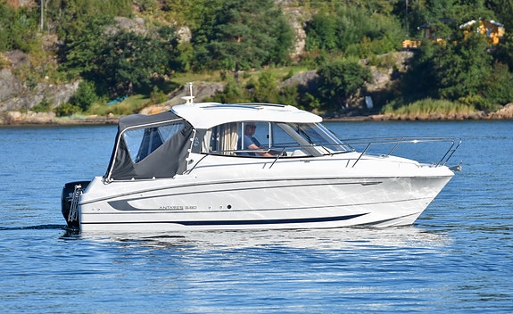 Beneteau Antares 680 m/ Suzuki 115 hk. Baugprop. Webasto. Varmtvann. Utestyring. 7 of 30