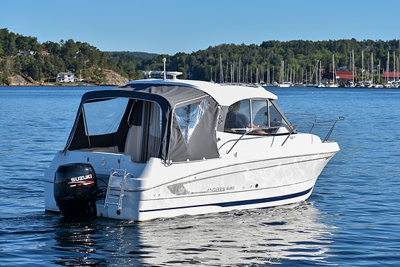 Beneteau Antares 680 m/ Suzuki 115 hk. Baugprop. Webasto. Varmtvann. Utestyring. 6 of 30