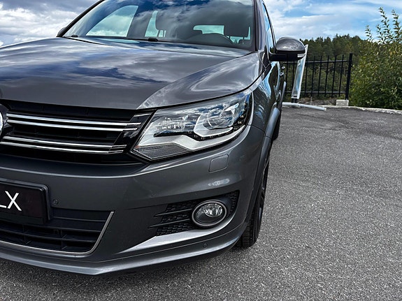 Volkswagen Tiguan 4 of 5
