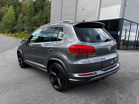 Volkswagen Tiguan 5 of 5